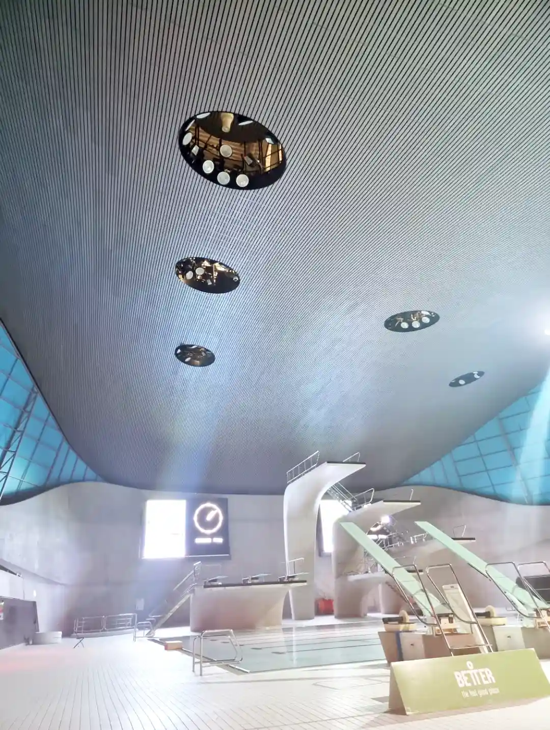 Airius destratification fans installed in London Aquatics Centre diving area, improving temperature balance and reducing